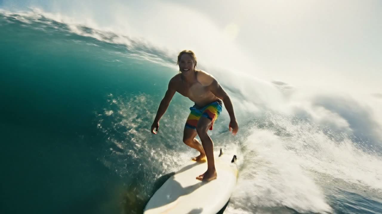 Barrel Surfer